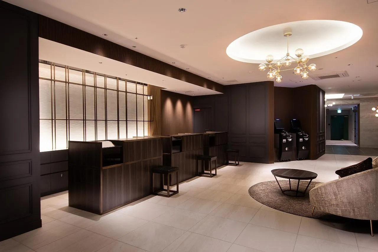 Kobe Plaza Hotel West 3*,